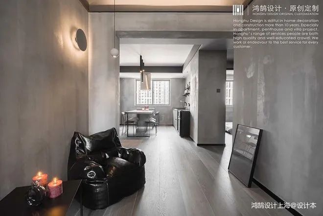 上海夫妻花25萬(wàn)把家裝成“毛坯房”，無(wú)客廳+無(wú)中廚+無(wú)主燈，太太太太酷了！